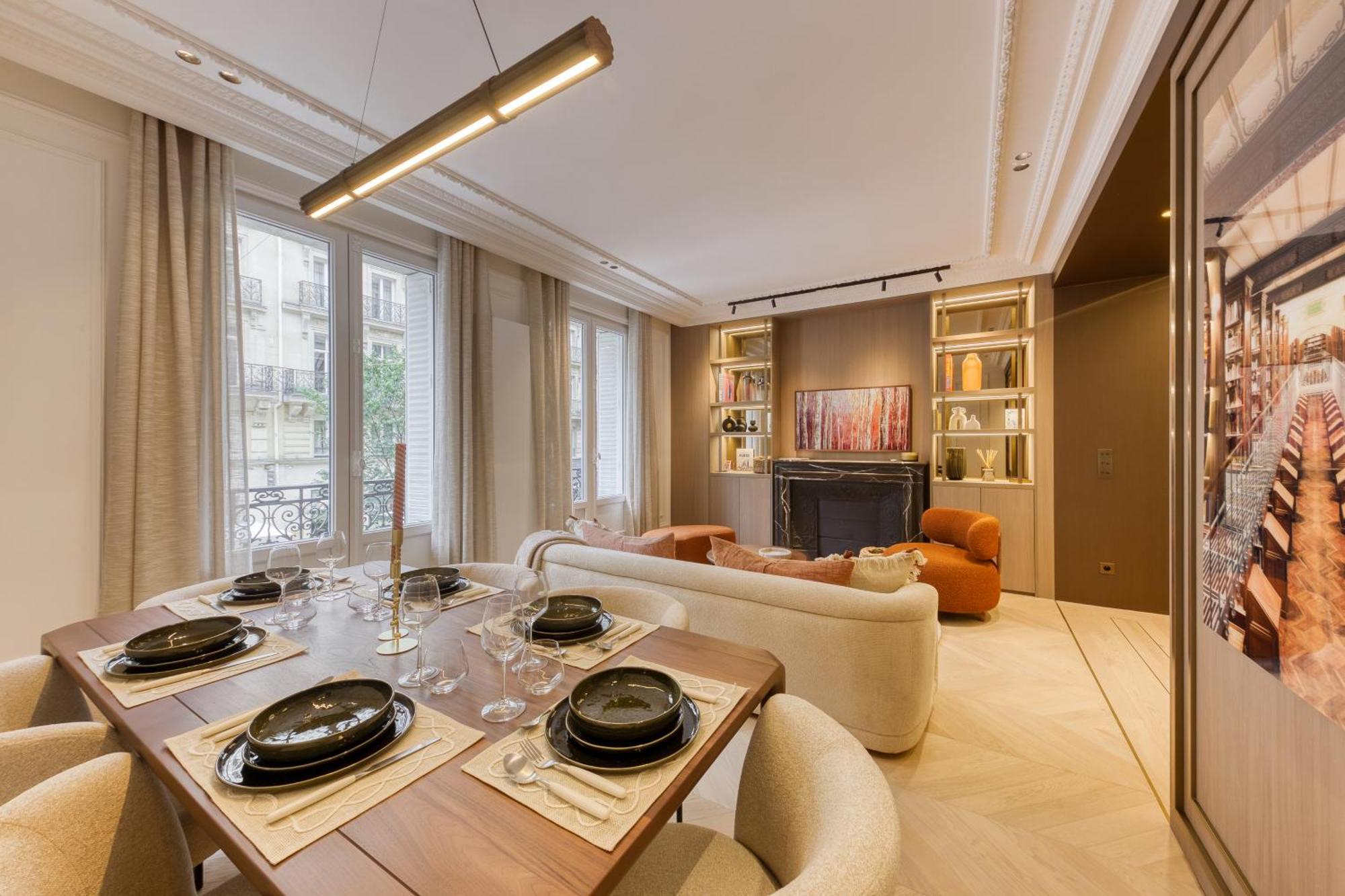 Prestige L 3ch L 2sdb L Clim L Louvre Appartamento *